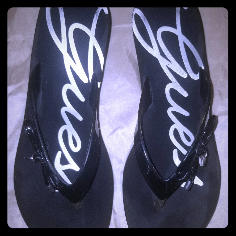 Guess Sandals